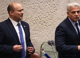 لابيد أول رئيس وزراء إسرائيلي يدعو في الأمم المتحدة إلى حل الدولتين منذ 2016
